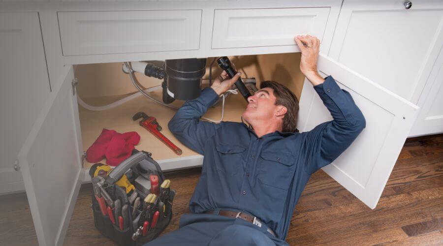Expert burst pipe repair services in Lincoln, NE